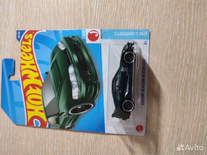 Hot wheels машинки