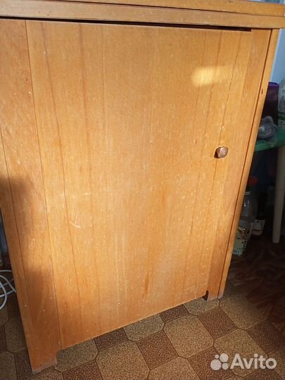 Швейная ножная машинка