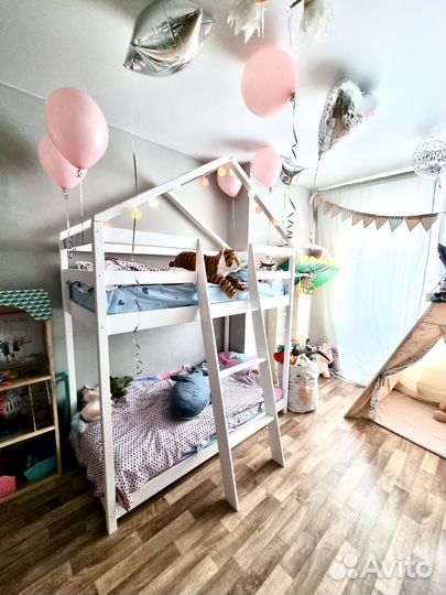 Детская двухярусная кровать от массива дерева