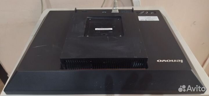 Моноблок Lenovo ThinkCentre M71z(бу) разные