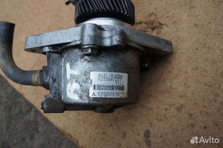 Mazda BT-50 ford ranger Вакуумный насос