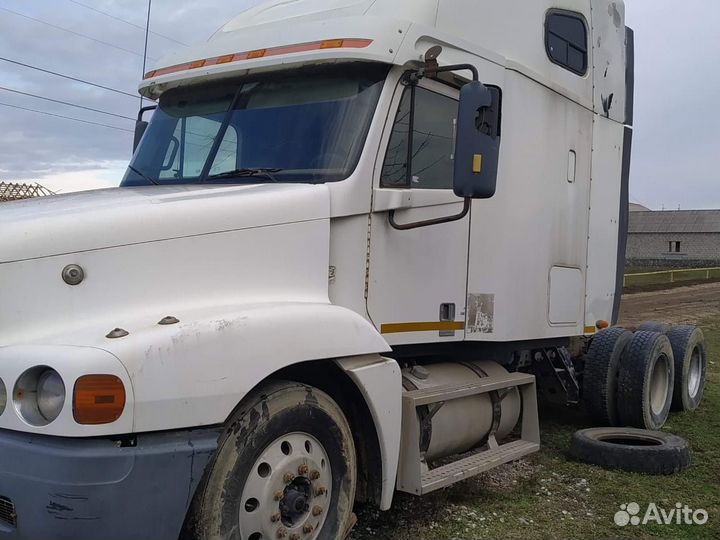 Freightliner Century, 2002
