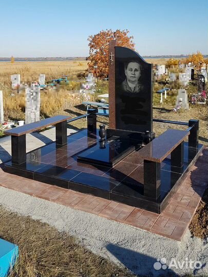 Памятники от производителя