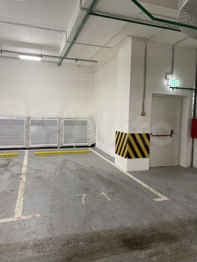 Машиноместо, 13 м²