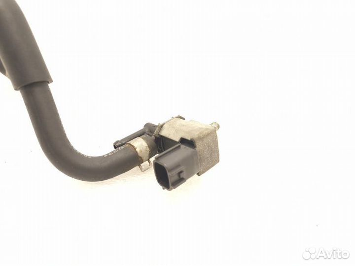 Клапан вакуумный Nissan Serena C26 2.0 MR20DD