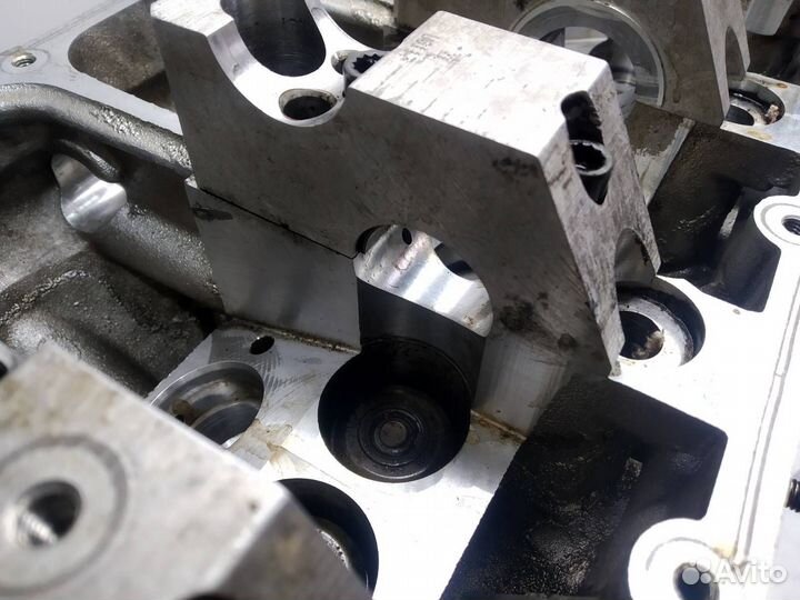 Головка блока цилиндров Volkswagen Passat B6 1.9