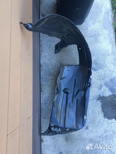 Подкрылок правый Honda Fit,ge