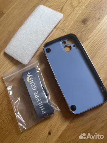 Чехол на iPhone 13 новый