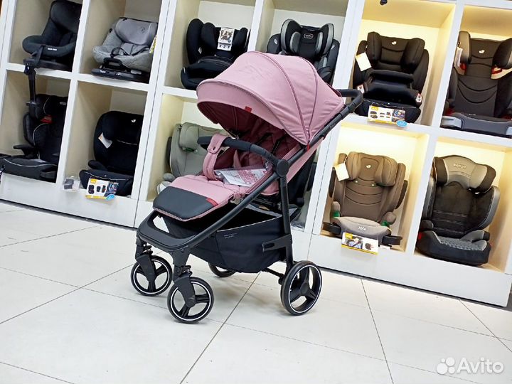 Прогулочная коляска Carrello Bravo 2022Charm Pink