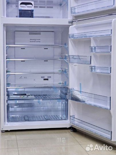 Холодильник Hitachi R-V 660 PUC7-1 TWH