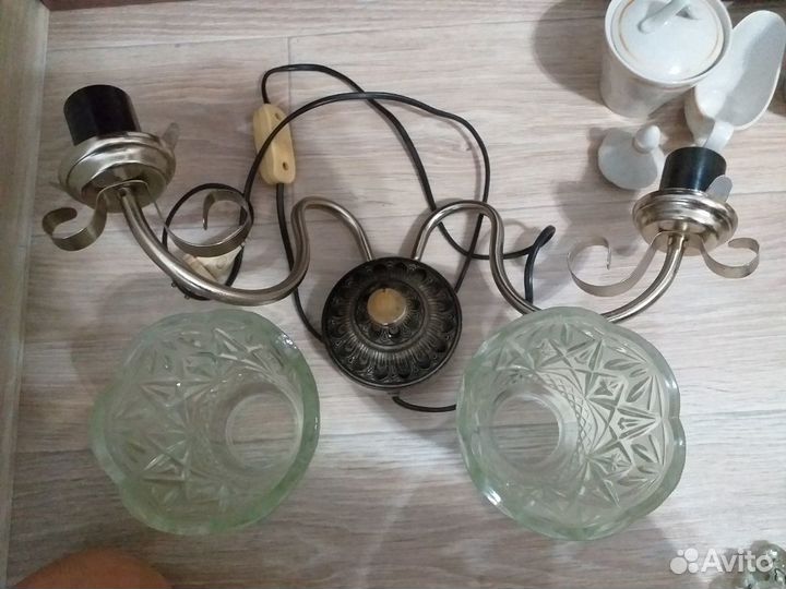 Люстра и светильники