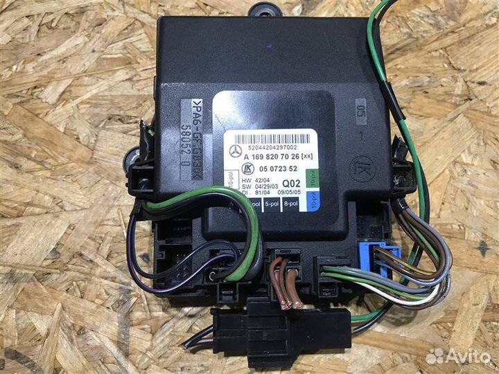 Блок управления двери передний правый