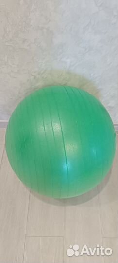 Гимнастический мяч фитбол
