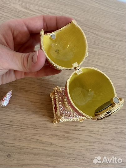 Яйцо шкатулка фаберже