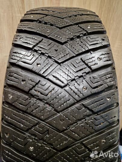 Goodyear UltraGrip Ice Arctic SUV 225/65 R17 102T