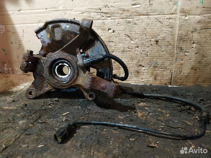 Кулак поворотный передний левый Kia Spectra