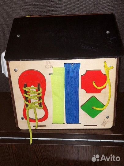 Бизиборд домик бу