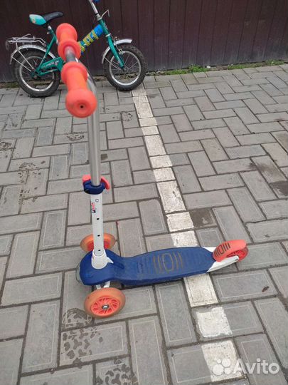 Самокат детский трехколесный бу