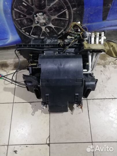 Корпус печки салона в сборе BMW 5 E34