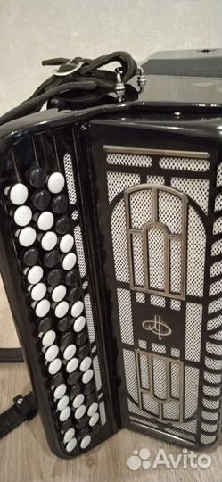 Баян Тула-210