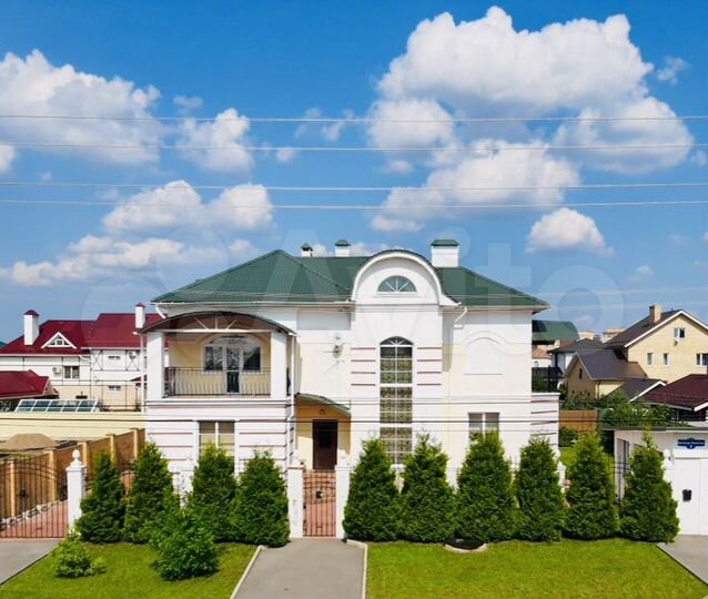 Дом 510 м² на участке 12 сот.