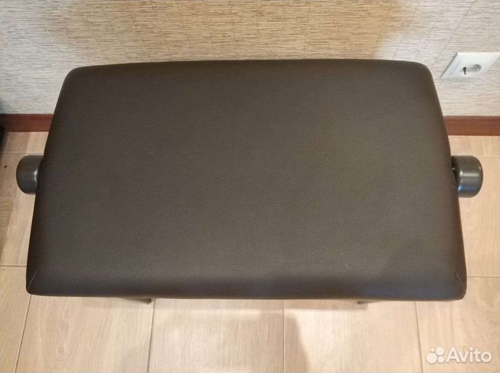 Банкетка Мозеръ для пианино регулируемая