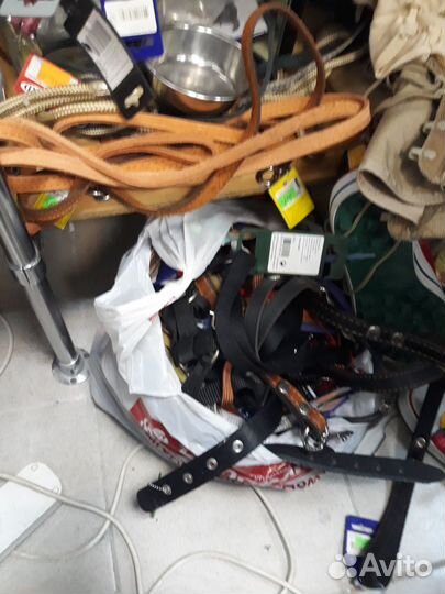 Ошейники, поводки, намордники, клетки, аквариумы