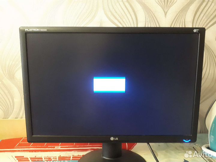 Монитор LG flatron w2234s