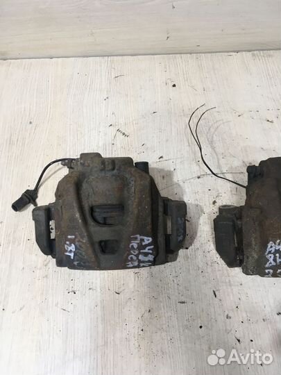 Суппорт тормозной передний левый Ауди А4 Б8