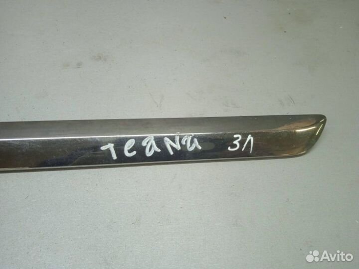 Молдинг на дверь задний левый Nissan Teana 2010