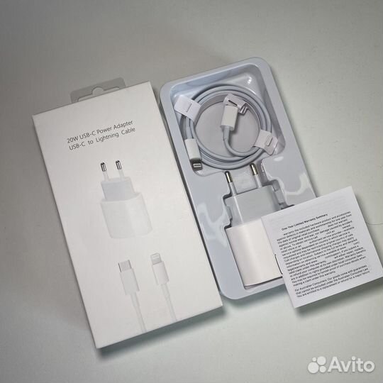 Быстрая зарядка для iPhone 20w комплект