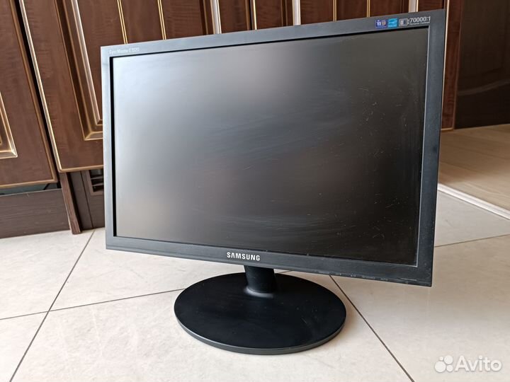 Samsung sync master e1920nw