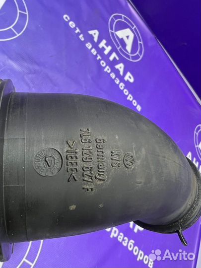 Воздушный патрубок Volkswagen Touareg 7L GP BKS