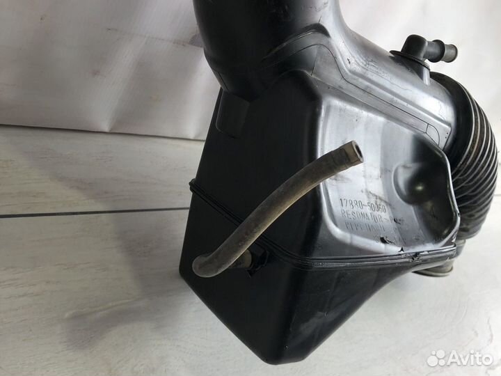 Lexus GX470 Резонатор воздушного фильтра