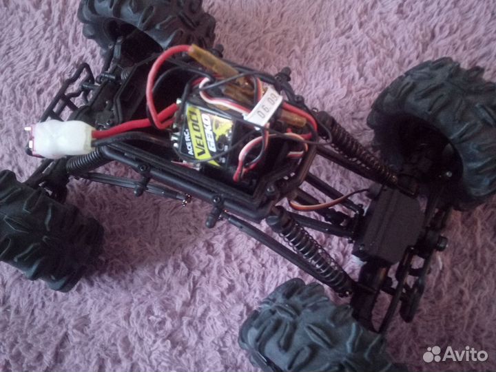 Радиоуправляемая машинка краулер 1:18/1:20