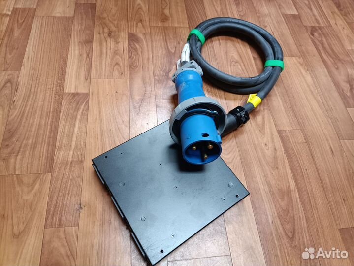 Распределитель питания IBM 9306-RTP