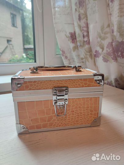 Шкатулка для украшений бу