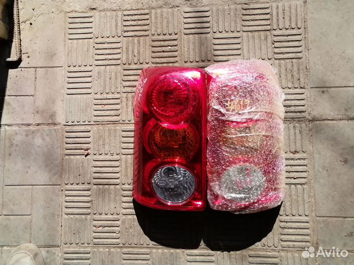 Стоп Toyota Raum 20 кузов