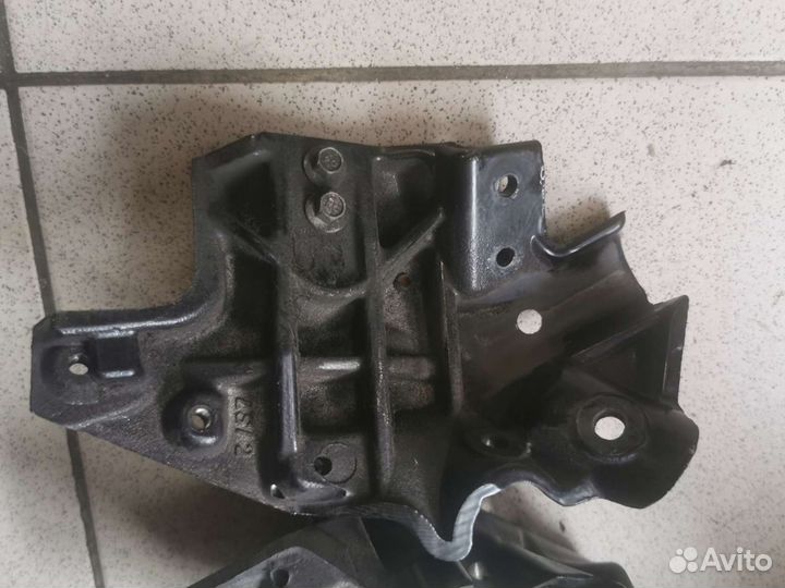 Крепление амортизатора Yamaha sr viper xtx Turbo