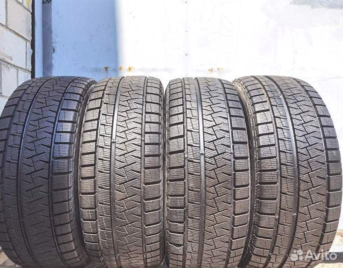Pirelli Ice Asimmetrico 225/50 R17 94Q