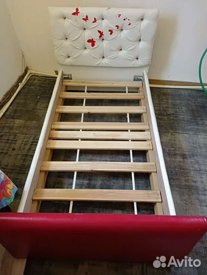 Детская кровать от 3 лет с матрасом бу