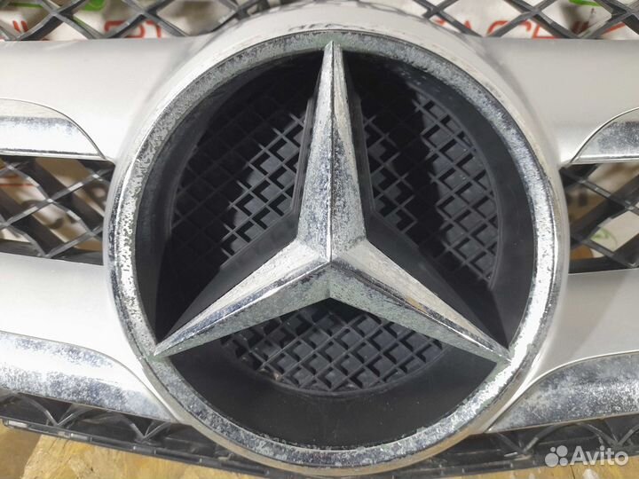 Решетка радиатора Mercedes GLK X204 (2012-2015)