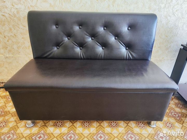 Диван банкетка