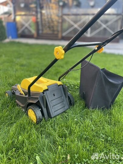 Газонокосилка электрическая