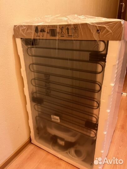 Холодильник встраиваемый IKEA svalna свальна