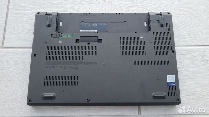 Lenovo Thinkpad A275