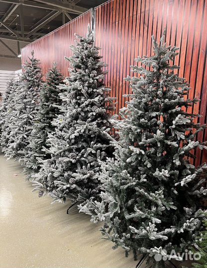 Ель искуственная