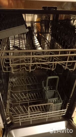 Посудомоечная машина Hansa ZWM 416 WH