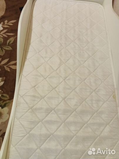 Кровать с матрасом 160*70