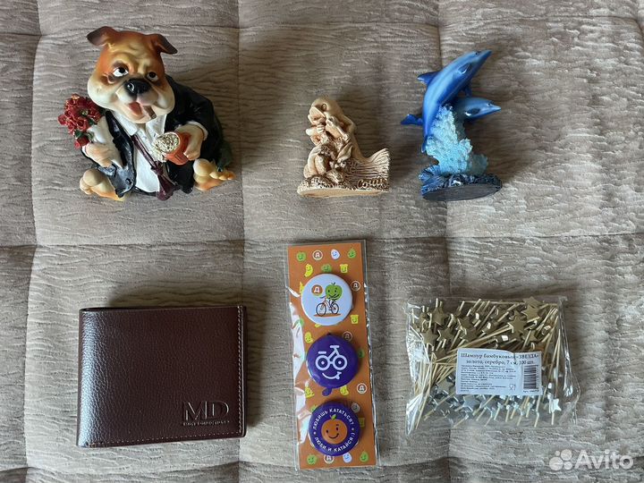 Сувениры по 50-100руб